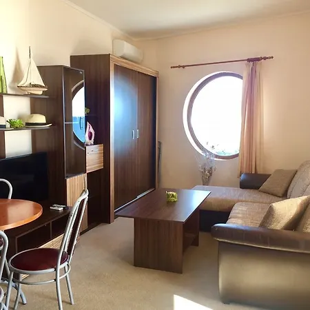 Fantasy Hotel 3*