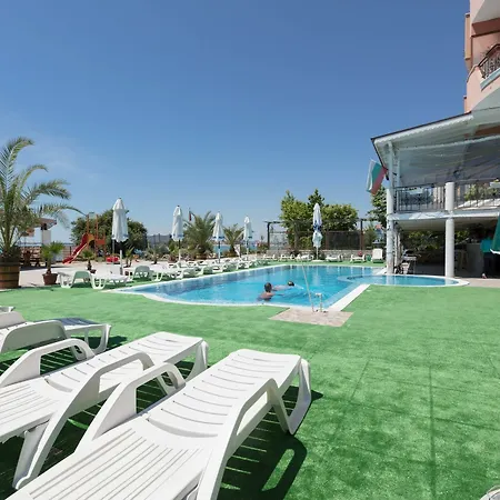 Fantasy Hotel 3*